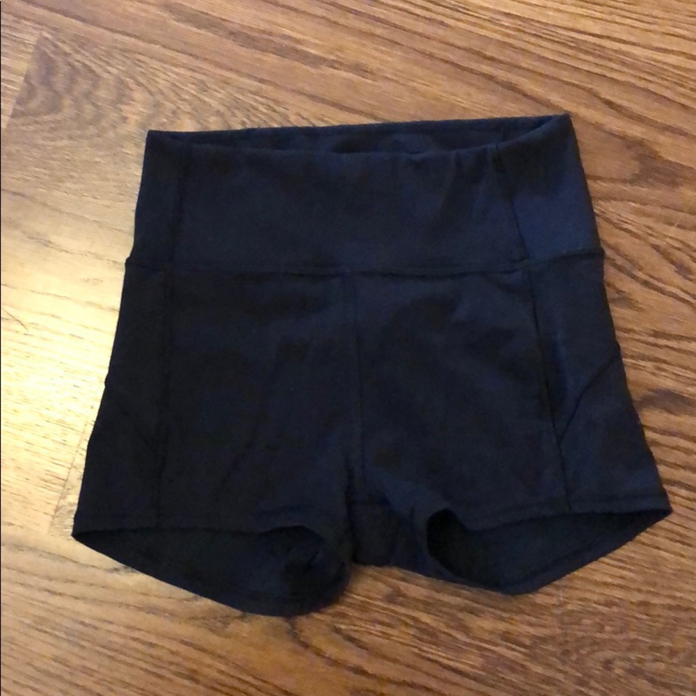 Lululemon size 4 biker shorts